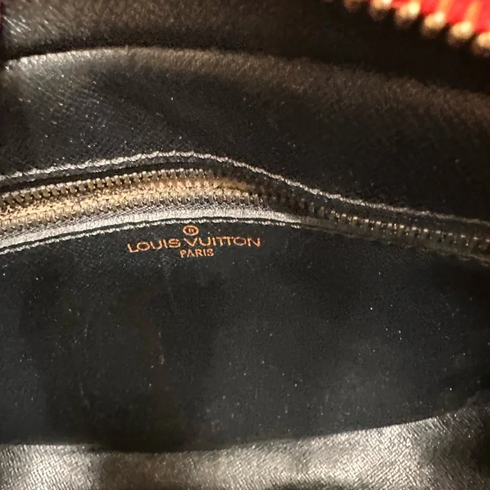 Louie Vuitton Jeune Fille Red Epi - Picture 9 of 16